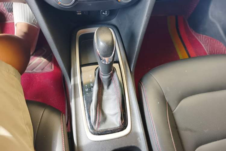Used Chevrolet Monza 2019 RS 330T Automatic Comfort Edition China VI Standard Gear Lever