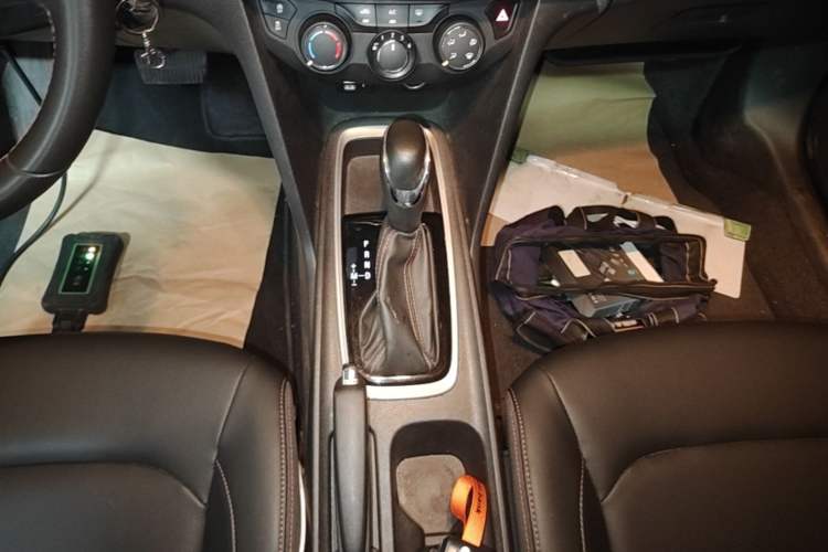 Used Chevrolet Monza 2019 Redline 320T Dual-Clutch Sporty Version China VI Standard Gear Lever