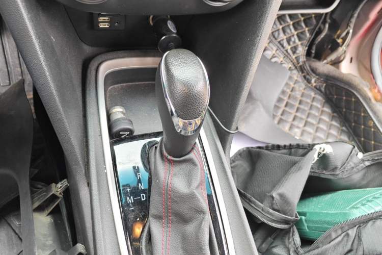 Used Chevrolet Monza 2019 RS 330T Automatic Sporty Edition China VI Standard Gear Lever
