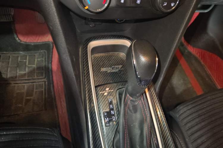 Used Chevrolet Monza 2019 RS 330T Automatic Comfort Edition China VI Standard Gear Lever