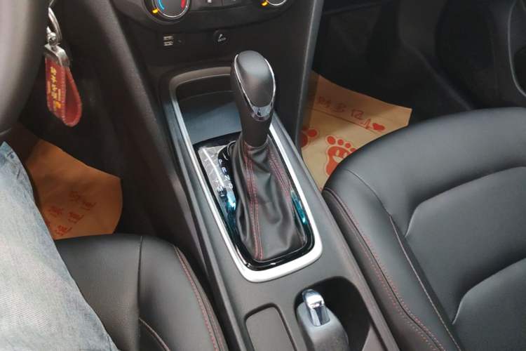 Used Chevrolet Monza 2019 RS 330T Automatic Comfort Edition China VI Standard Gear Lever