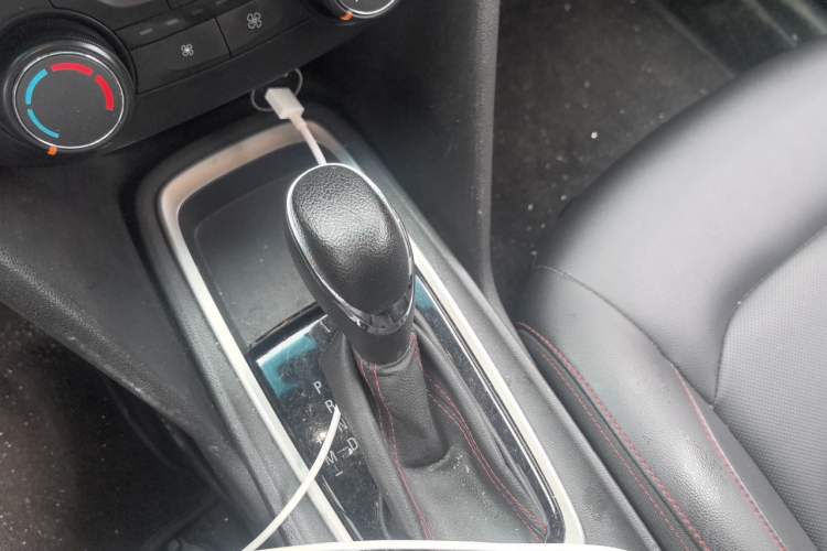 Used Chevrolet Monza 2019 RS 330T Automatic Sporty Edition China VI Standard Gear Lever