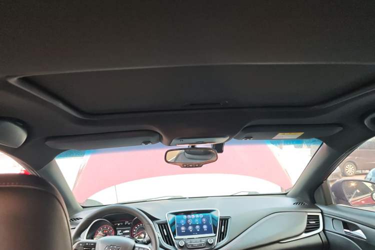 Used Chevrolet Monza 2019 RS 330T Automatic Comfort Edition China VI Standard Headliner