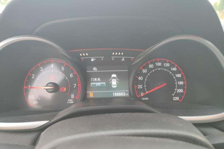 Used Chevrolet Monza 2019 RS 330T Automatic Sporty Edition China VI Standard Instrument Cluster