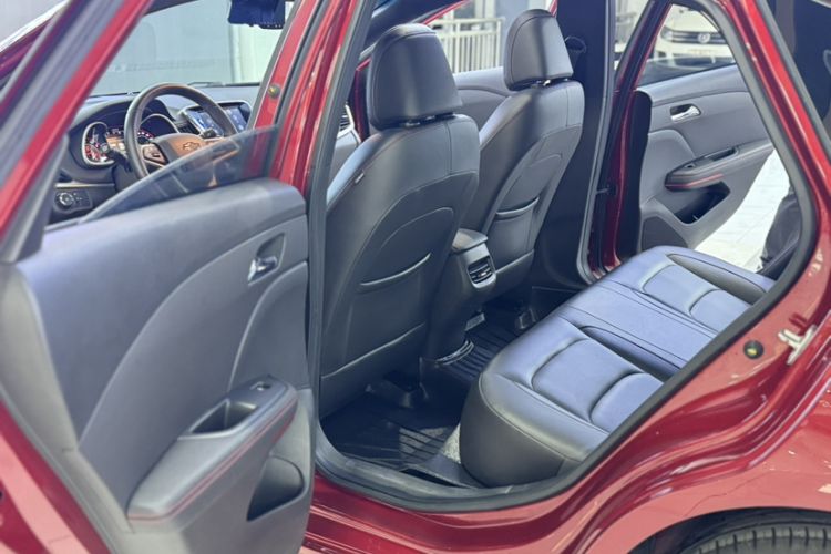 Used Chevrolet Monza 2019 RS 330T Automatic Comfort Edition China VI Standard Interior 1