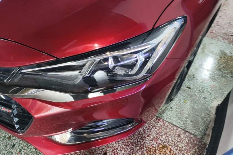 Used Chevrolet Monza 2019 RS 330T Automatic Comfort Edition China VI Standard Left Front Headlight