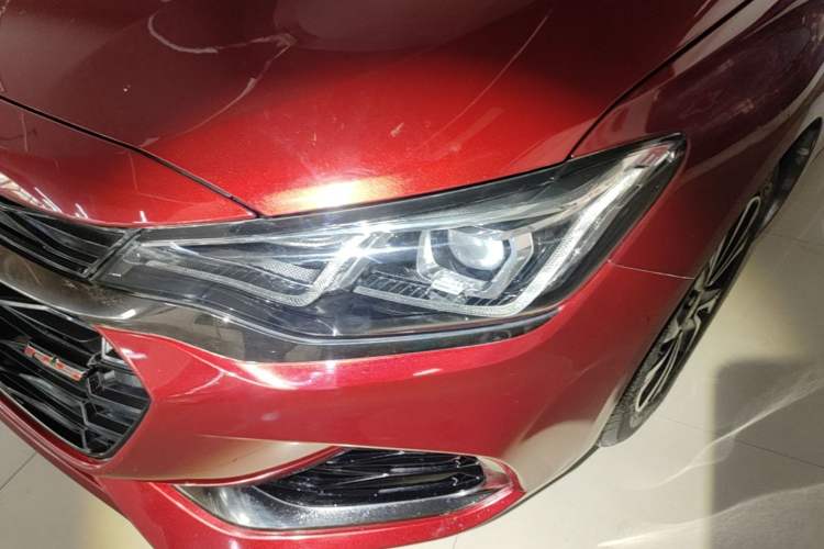 Used Chevrolet Monza 2019 RS 330T Automatic Comfort Edition China VI Standard Left Front Headlight