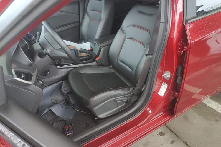 Used Chevrolet Monza 2019 RS 330T Automatic Comfort Edition China VI Standard Left Front Seat