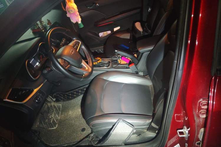 Used Chevrolet Monza 2019 RS 330T Automatic Sporty Edition China VI Standard Left Front Seat