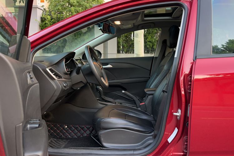 Used Chevrolet Monza 2019 Redline 320T Dual-Clutch Joyful Edition China VI Standard Left Front Seat