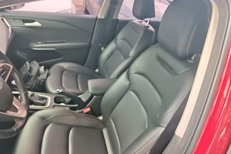 Used Chevrolet Monza 2019 Redline 320T Dual-Clutch Sporty Version China VI Standard Left Front Seat