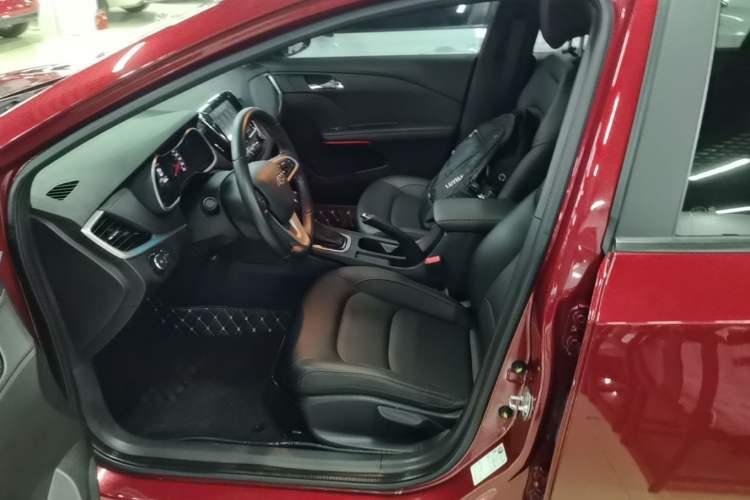 Used Chevrolet Monza 2019 RS 330T Automatic Comfort Edition China VI Standard Left Front Seat