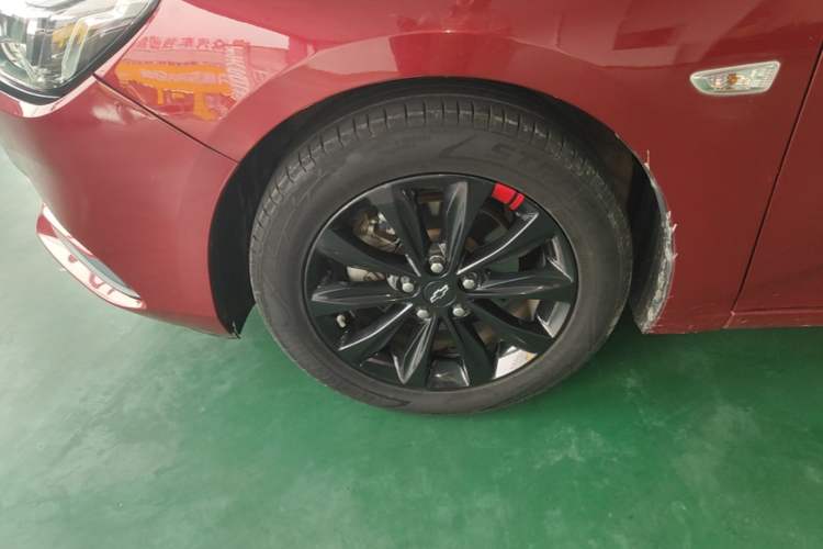 Used Chevrolet Monza 2019 Redline 320T Dual-Clutch Sporty Version China VI Standard Left Front Wheel Hub