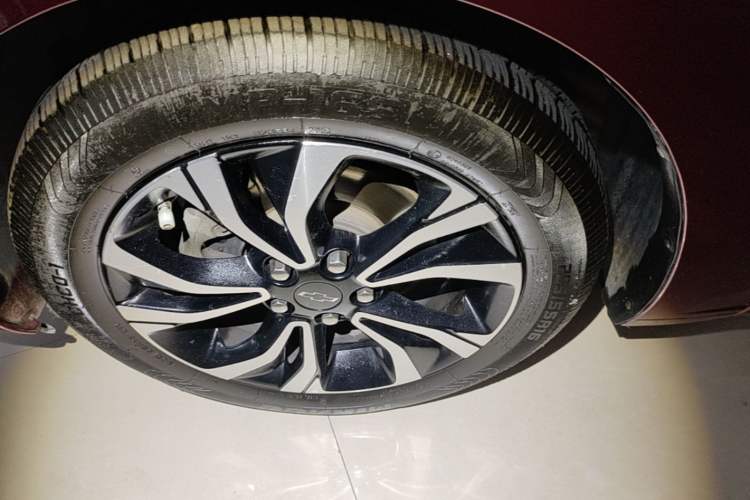 Used Chevrolet Monza 2019 RS 330T Automatic Comfort Edition China VI Standard Left Front Wheel Hub