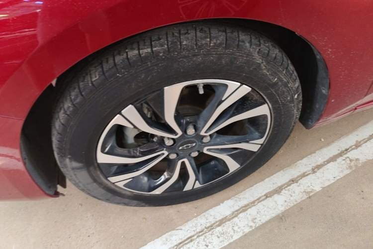 Used Chevrolet Monza 2019 RS 330T Automatic Comfort Edition China VI Standard Left Front Wheel Hub