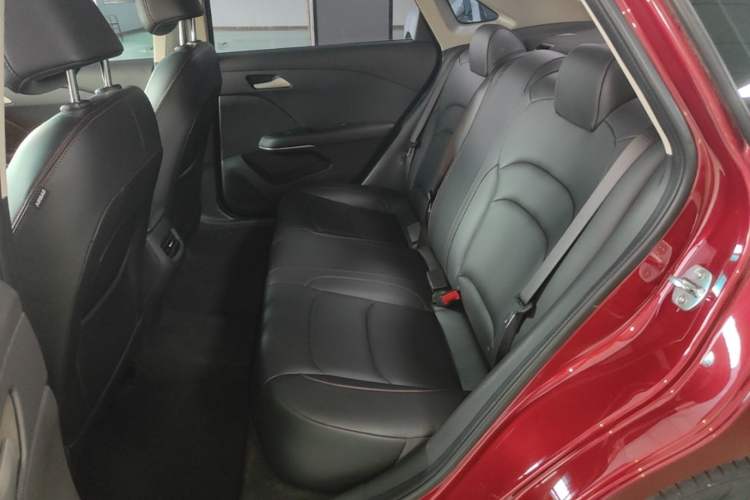 Used Chevrolet Monza 2019 Redline 320T Dual-Clutch Sporty Version China VI Standard Left Rear Seat