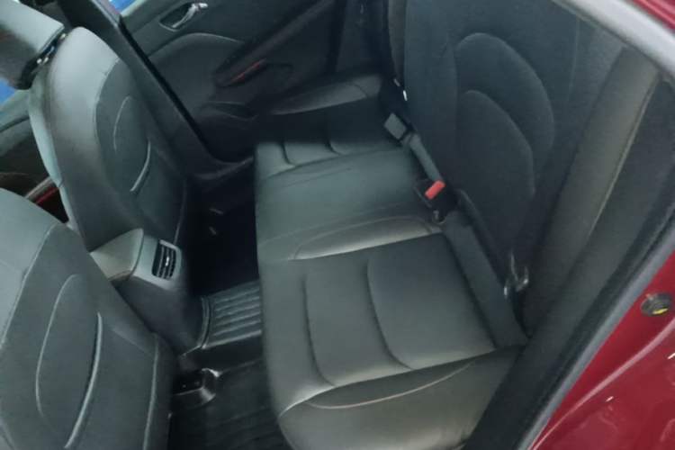 Used Chevrolet Monza 2019 RS 330T Automatic Comfort Edition China VI Standard Left Rear Seat