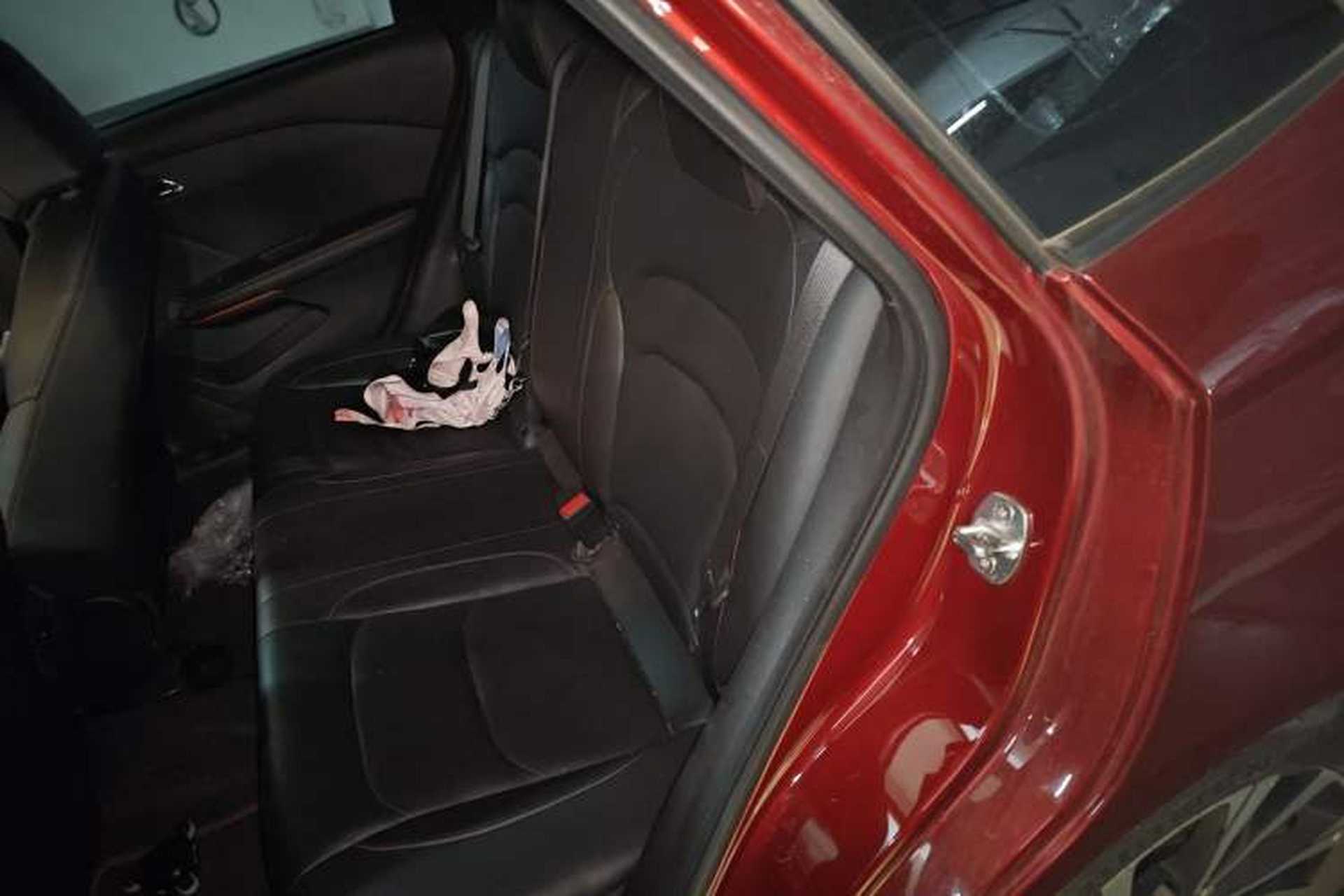 Used Chevrolet Monza 2019 RS 330T Automatic Sporty Edition China VI Standard Left Rear Seat