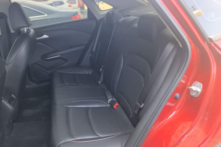 Used Chevrolet Monza 2019 Redline 320T Dual-Clutch Sporty Version China VI Standard Left Rear Seat