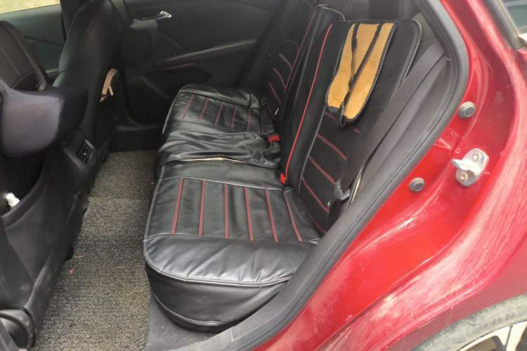 Used Chevrolet Monza 2019 RS 330T Automatic Comfort Edition China VI Standard Left Rear Seat