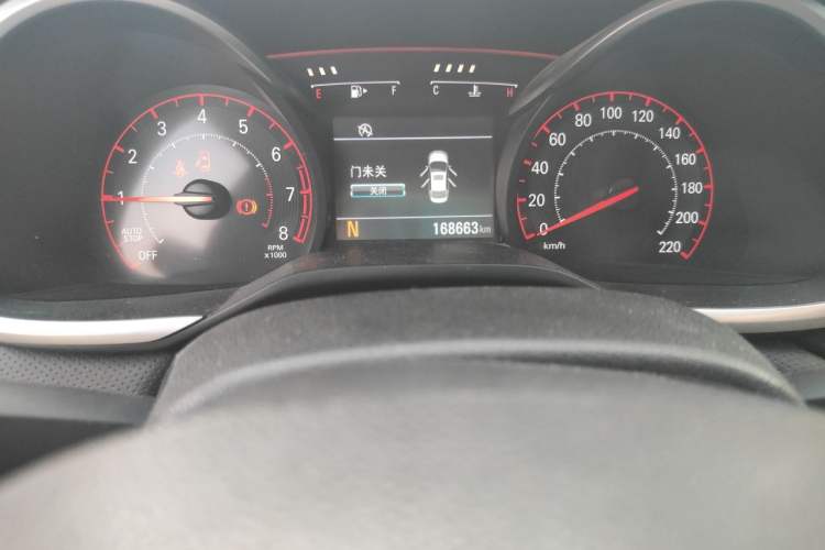 Used Chevrolet Monza 2019 RS 330T Automatic Sporty Edition China VI Standard Odometer Close Up
