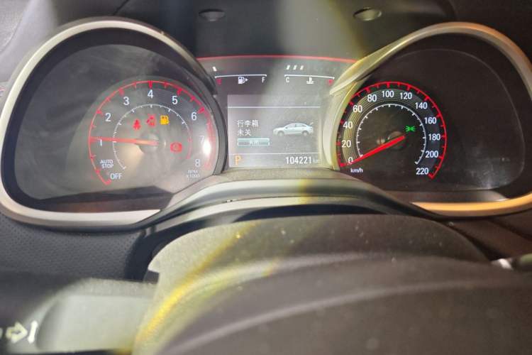 Used Chevrolet Monza 2019 RS 330T Automatic Comfort Edition China VI Standard Odometer Close Up