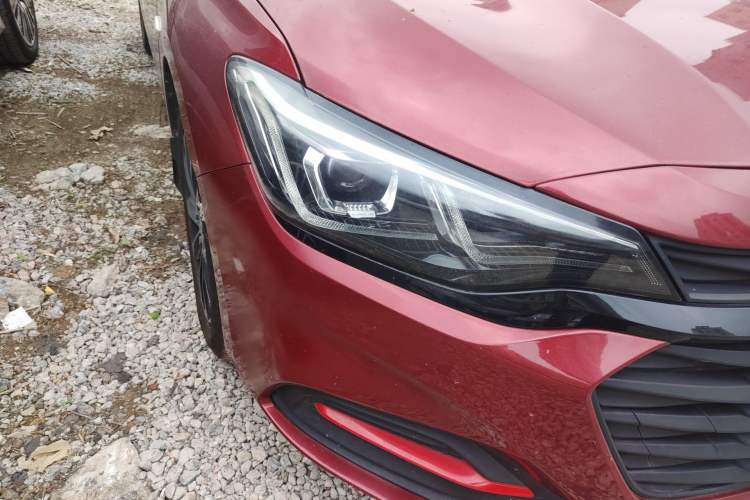 Used Chevrolet Monza 2019 Redline 320T Dual-Clutch Sporty Version China VI Standard Right Front Headlight