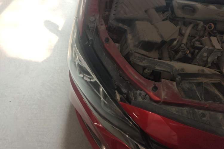 Used Chevrolet Monza 2019 RS 330T Automatic Comfort Edition China VI Standard Right Front Headlight