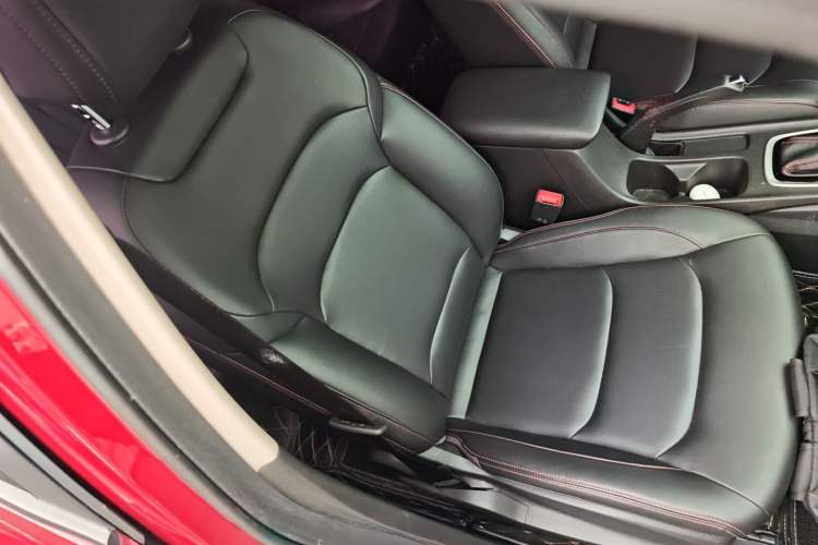 Used Chevrolet Monza 2019 Redline 320T Dual-Clutch Sporty Version China VI Standard Right Front Seat
