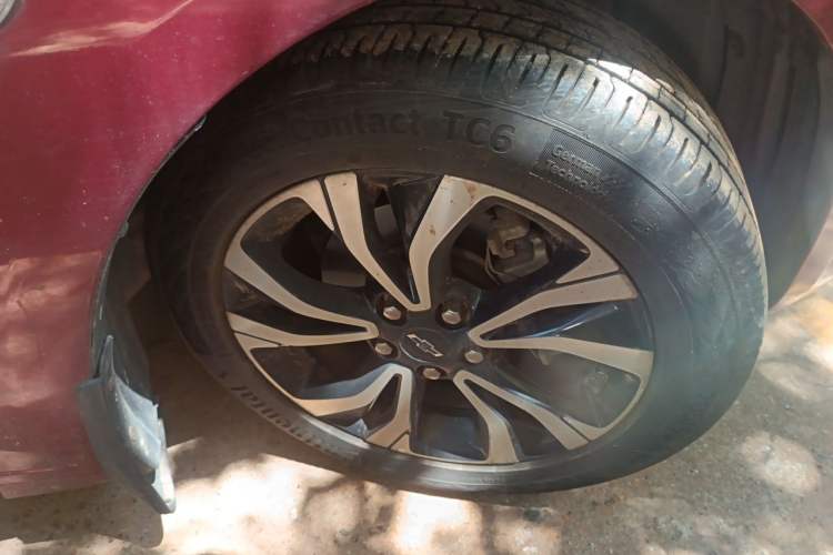 Used Chevrolet Monza 2019 RS 330T Automatic Comfort Edition China VI Standard Right Front Wheel Hub