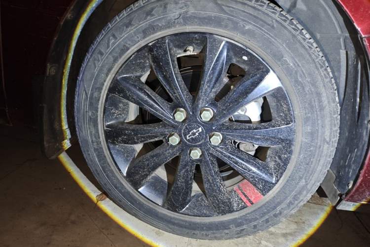 Used Chevrolet Monza 2019 Redline 320T Dual-Clutch Sporty Version China VI Standard Right Front Wheel Hub