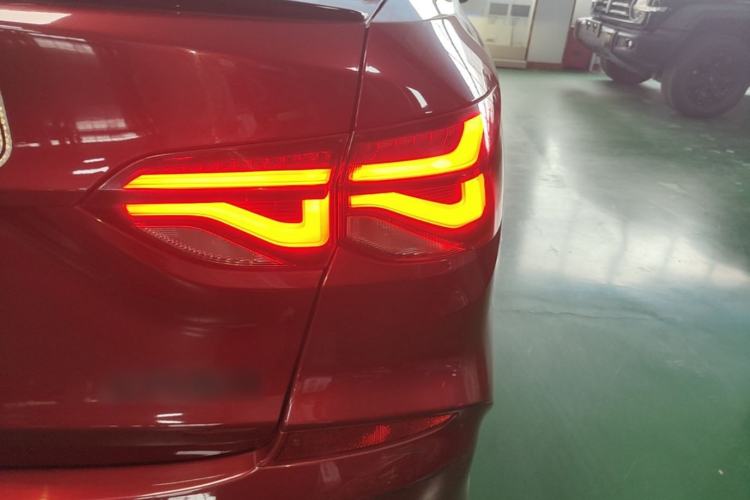 Used Chevrolet Monza 2019 Redline 320T Dual-Clutch Sporty Version China VI Standard Right Rear Taillight