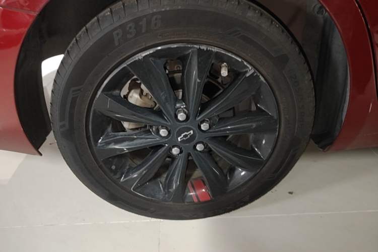Used Chevrolet Monza 2019 Redline 320T Dual-Clutch Sporty Version China VI Standard Right Rear Wheel Hub
