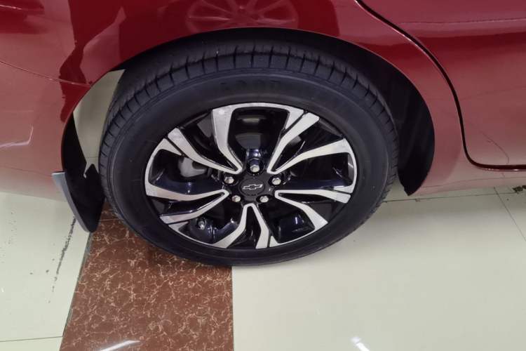 Used Chevrolet Monza 2019 RS 330T Automatic Comfort Edition China VI Standard Right Rear Wheel Hub