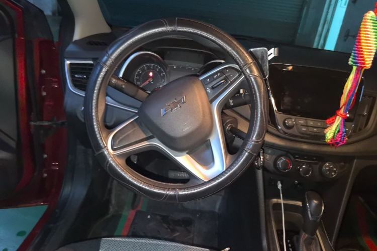 Used Chevrolet Monza 2019 Redline 320T Dual-Clutch Joyful Edition China VI Standard Steering Wheel