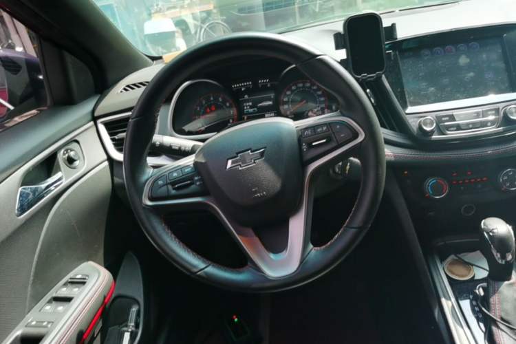 Used Chevrolet Monza 2019 RS 330T Automatic Comfort Edition China VI Standard Steering Wheel