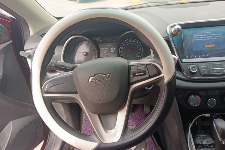 Used Chevrolet Monza 2019 Redline 320T Dual-Clutch Joyful Edition China VI Standard Steering Wheel