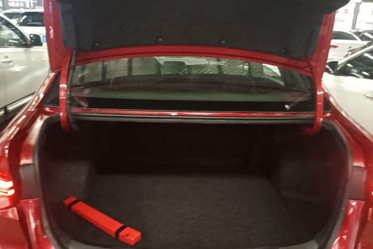 Used Chevrolet Monza 2019 RS 330T Automatic Comfort Edition China VI Standard Trunk
