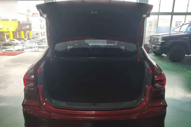 Used Chevrolet Monza 2019 Redline 320T Dual-Clutch Sporty Version China VI Standard Trunk