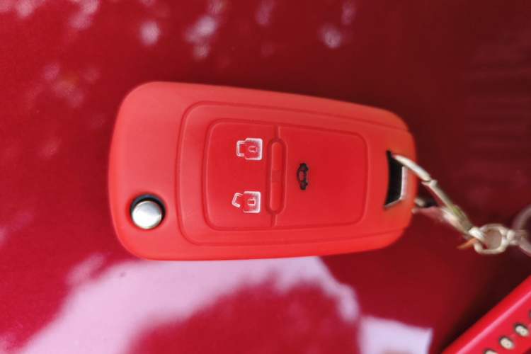Used Chevrolet Monza 2019 RS 330T Automatic Comfort Edition China VI Standard Vehicle Key