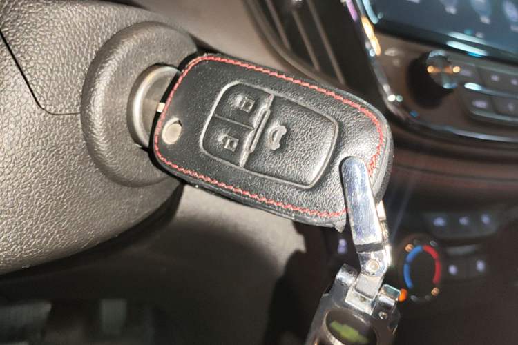 Used Chevrolet Monza 2019 RS 330T Automatic Comfort Edition China VI Standard Vehicle Key