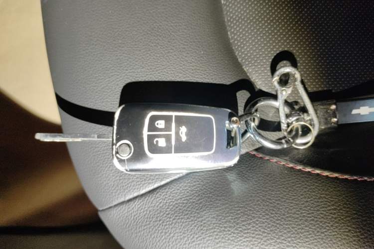 Used Chevrolet Monza 2019 RS 330T Automatic Comfort Edition China VI Standard Vehicle Key