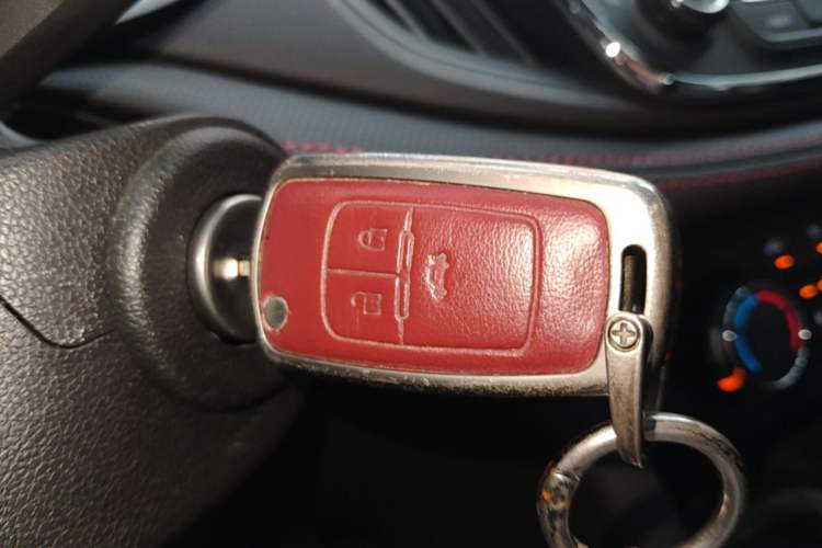 Used Chevrolet Monza 2019 RS 330T Automatic Comfort Edition China VI Standard Vehicle Key