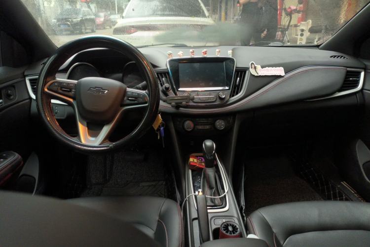 Used Chevrolet Monza 2019 RS 330T Automatic Sporty Edition China VI Standard Center Console