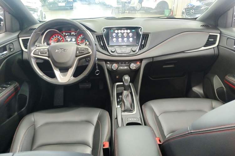 Used Chevrolet Monza 2019 RS 330T Automatic Sporty Edition China VI Standard Center Console
