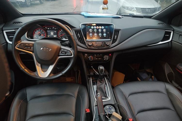 Used Chevrolet Monza 2019 RS 330T Automatic Comfort Edition China VI Standard Center Console