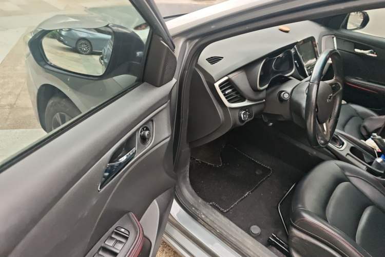 Used Chevrolet Monza 2019 RS 330T Automatic Comfort Edition China VI Standard Driver Seat