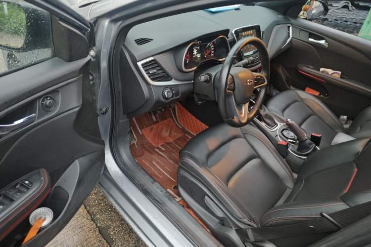 Used Chevrolet Monza 2019 RS 330T Automatic Comfort Edition China VI Standard Driver Seat