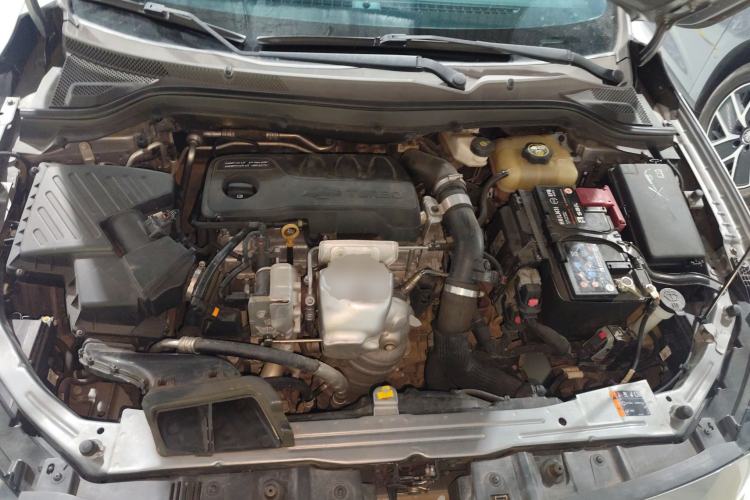 Used Chevrolet Monza 2019 RS 330T Automatic Comfort Edition China VI Standard Engine Bay