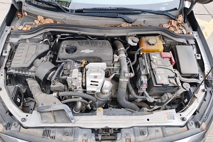 Used Chevrolet Monza 2019 Redline 320T Dual-Clutch Sporty Version China VI Standard Engine Bay